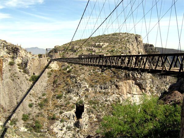 As pontes mais perigosas do mundo! Quotes