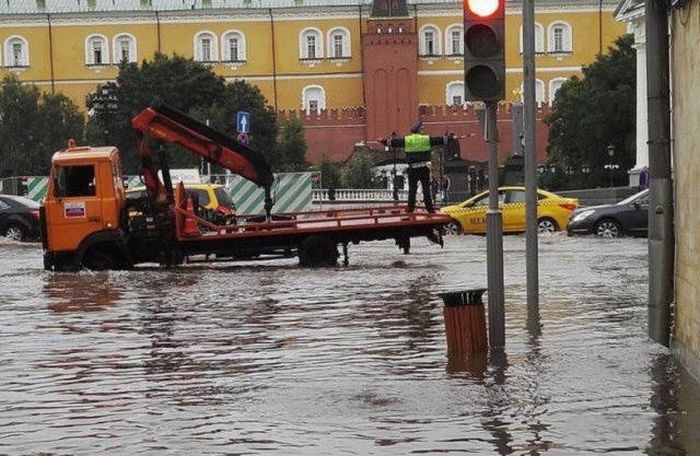 Essas situações improváveis que só podem ser vistas na Rússia! Francamente é hilário! Quotes
